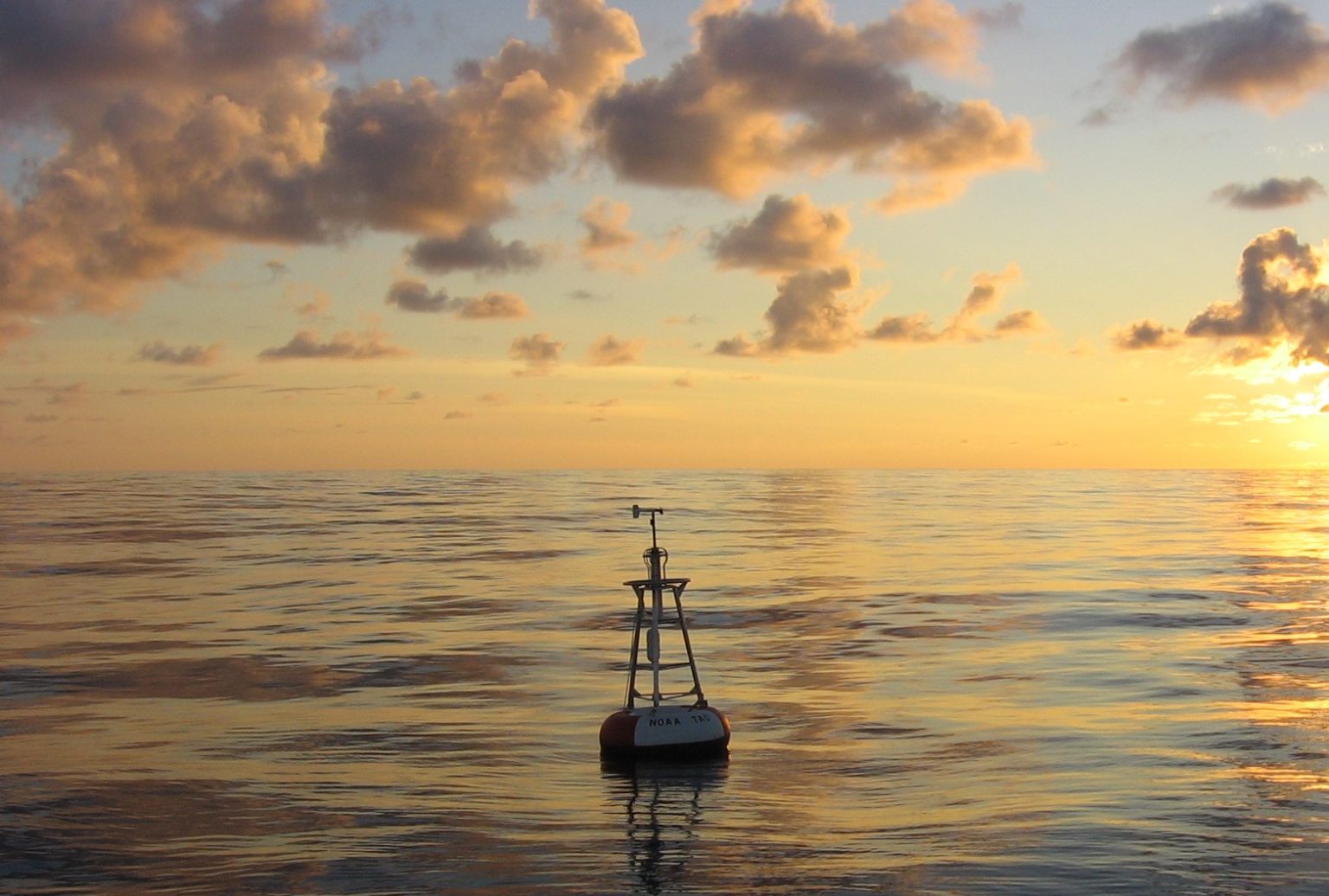 Moored buoy collecting atmospheric and oceanic data in the tropical pacific to improve our understanding of climate and weather. Credit: NOAA PMEL